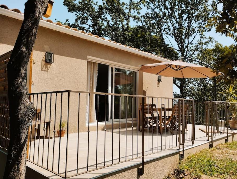 Charmante Maison Avec Jardin Aux Portes Des Gorges De L'Ardeche Saint-Julien-de-Peyrolas Exterior foto